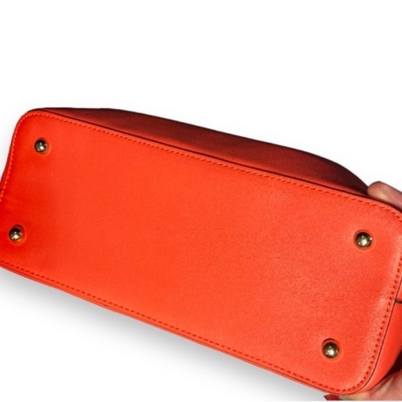 Guess Tangey girlfriend shoulder purse - Picture 12 of 13